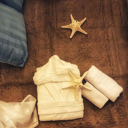 N&M Dimora Carrieri Luxury Panzió Monopoli Kültér fotó