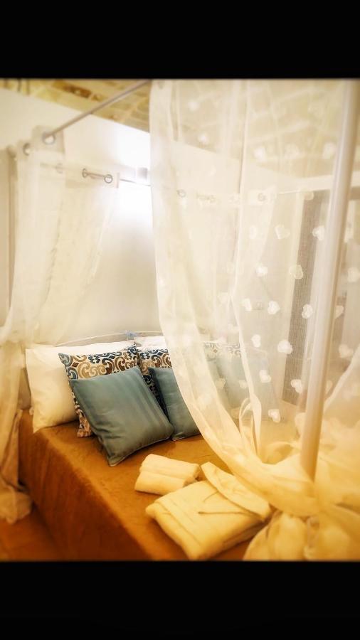 N&M Dimora Carrieri Luxury Panzió Monopoli Kültér fotó
