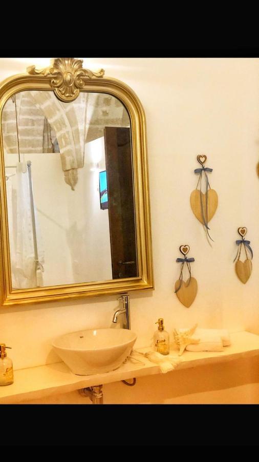 N&M Dimora Carrieri Luxury Panzió Monopoli Kültér fotó