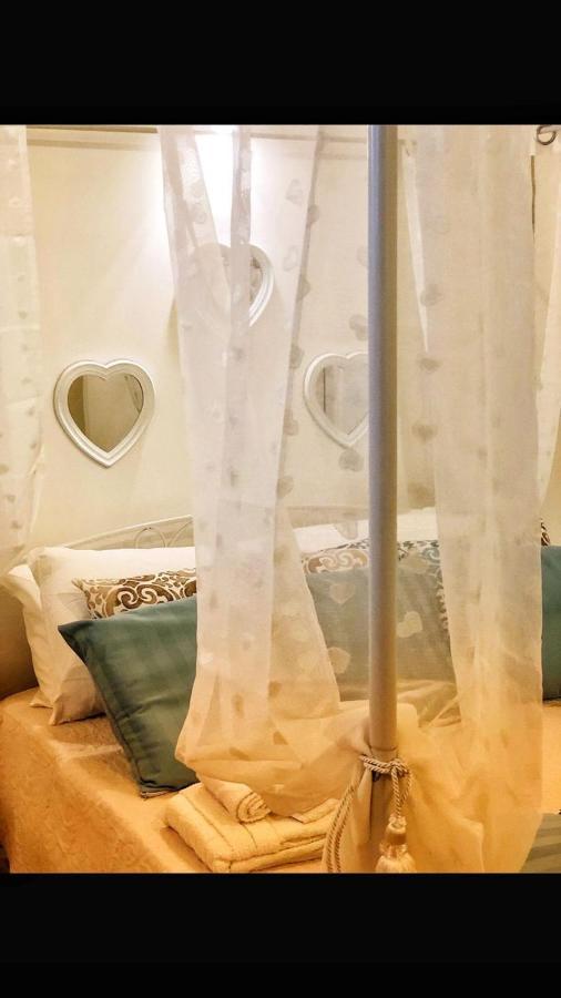 N&M Dimora Carrieri Luxury Panzió Monopoli Kültér fotó