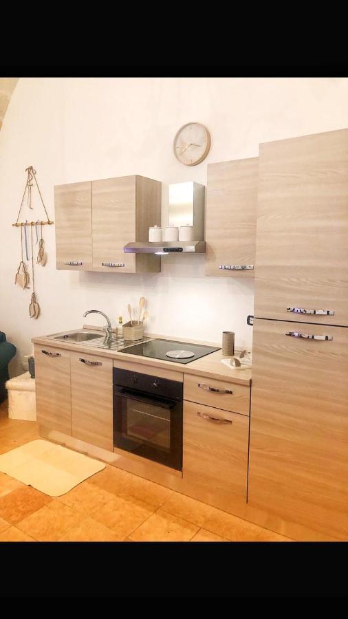 N&M Dimora Carrieri Luxury Panzió Monopoli Kültér fotó
