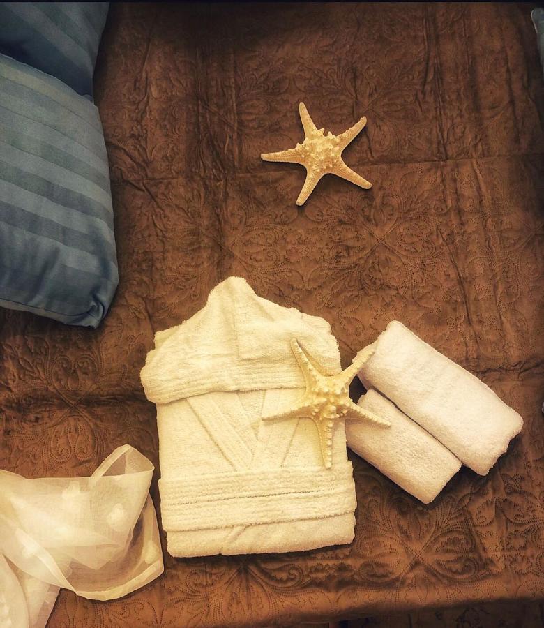 N&M Dimora Carrieri Luxury Panzió Monopoli Kültér fotó